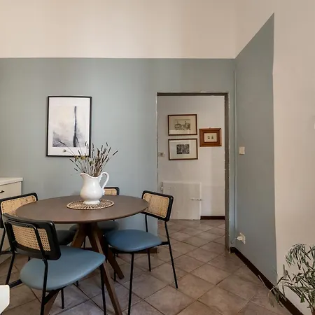 Apartment Art Escape